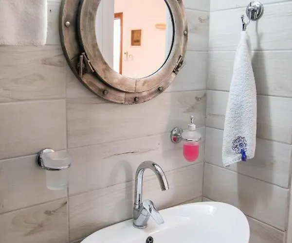 Gorgona Blue アパート