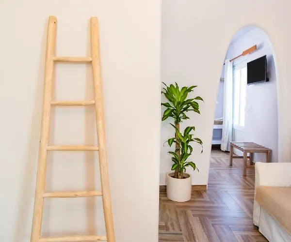 Gorgona Blue アパート カルパトス